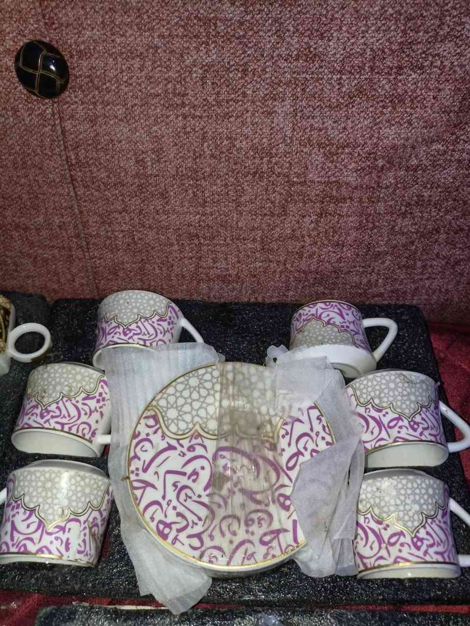 فناجين قهوة سيراميك بنقشة الرخام قطع انتكا بالـه جديد الست يجي بي 6 قطع فنجان وماعونه السيت بـ 7 وبـ 6


**إذا كنت صاحب هذا الإعلان وتريد حذفه لأي سبب، رجاءا أرسل رسالة إلى الدعم الفني**