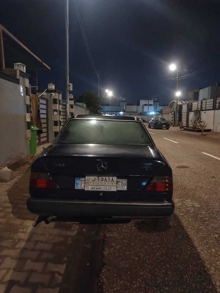 مرسيدس دب موديل 85
سياره مال تعمير الي تفيده يخابرني اتكفل مداور حداديه تعبانه سعر 24 مكان نجف 
***********
