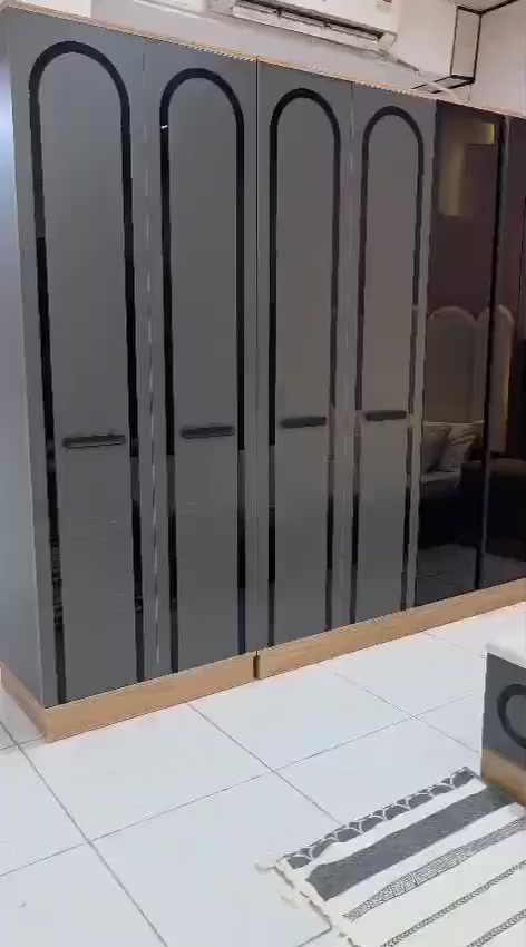 بسم الله/// غرفة نوم ميس ابواب 10 قطع معمل اصلي درجة اولى📢
نفس الصورة بالضبط💯
برغي وجوي حديد
سرير جك خزان 
ابواب الوسط المنيوم جام شفاف
انارة لد بالكنتور 
انارة بالكومديات
تقاطيع مميزة 
نرمايد هيدروليك 
سكك ثلاث مراحل  
نقوش درجة اولى ✅
متوفرة بلون كريمي ✅
قياس الكنتور مع الملحق 335سم✅
سرير 180 *200 ✅
السعر مليون و275الف
خدمە توصیل متوفره
للحجز مراسلتي
العنوان/بغداد
M


**إذا كنت صاحب هذا الإعلان وتريد حذفه لأي سبب، رجاءا أرسل رسالة إلى الدعم الفني**