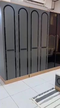 غرفة نوم ميس • سرير ١٨٠×٢٠٠ • كنتور ٣٣٥سم