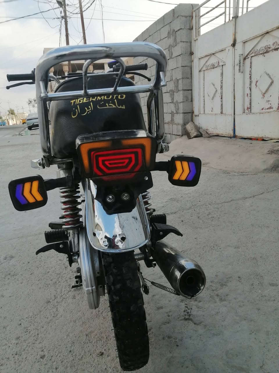 سلام عليكم سولنك 2024
محرك مامفتوح شرط قطرة صوت مابي اخرس معدل شلعة تايرات وياله جدد دبلات بلاد جدد كهربائيات كلها شغاله لايت زينون عالي ناصي هورن اشاير الوان رباعي بك لايت الوان وبيها نشرات بريك امامي عمبار دراجه احلئ من صور منفيس بيها ماناقصها برغي سعرها 530 بيها مجال عنوان كركوك خاص مفتوح ***********
