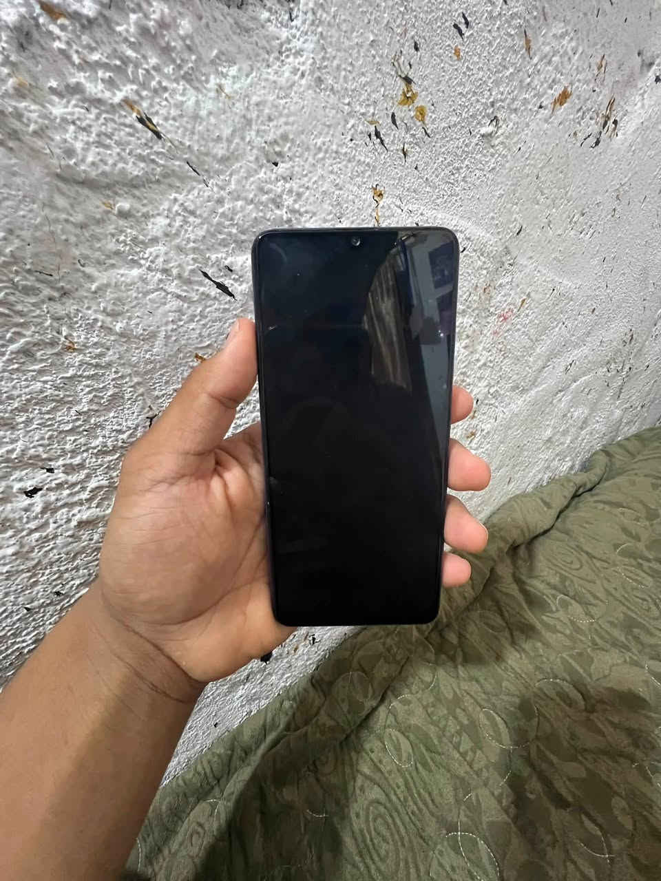 سلام عليكم العنوان كركوك منطقة العروبة جهاز سامسونك A32الجهاز ذاكرة 128رام 6بطارية 5000 دبل سيم كارت بصمة مدمجة بل شاشة كل شي يل جهاز شغال فقط بي خيط  جداً بسيط بل شاشة فوق ما يلمس سعر الجهاز 80وبي مجال الشراي يجي خاص او يتصل عل واتساب عل رقم *********** العنوان كركوك منطقة العروبة
