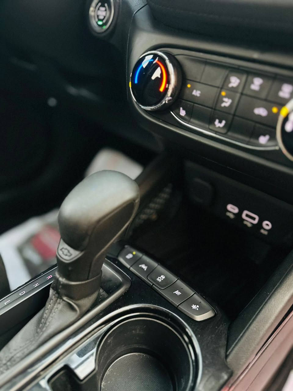 سلام عليكم..تريل بليزر موديل 22 عداد مسافة 13 كربلاء بسمي مكاني كربلاء السعر ١٣٨ وبيه مجال... حادث بسيط باب وجاملغ موضح بالصور للا تصال ***********...
