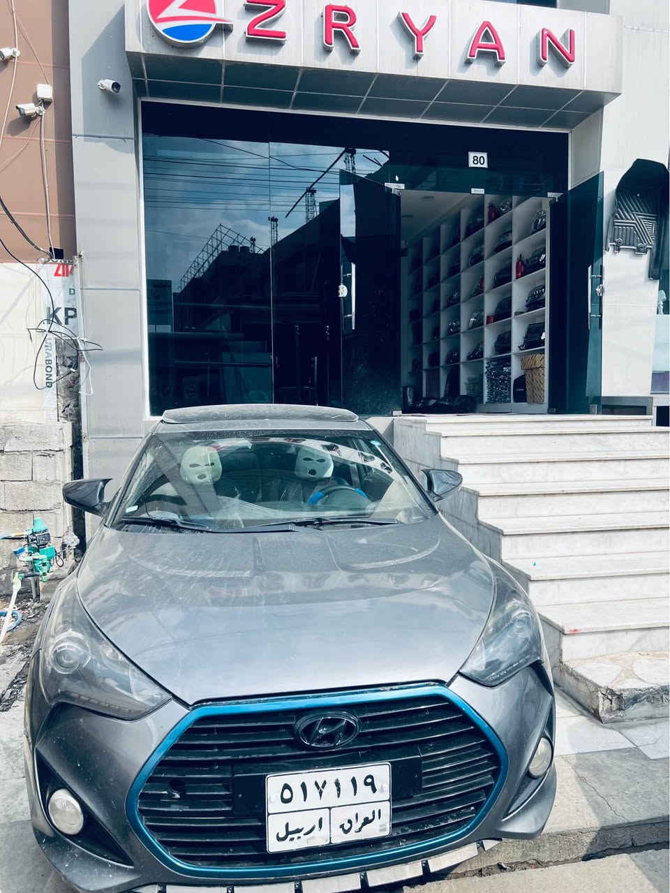 هونداي فوليستر ٢٠١٦ فول فول عزام سبوغ پێشو پشت کەپسە بێ ئەرباک بسەمە پانوراما 
کوشین جلد هیتر 
سوکان هیتر
حساسو کامیرە 
شاشە گەورە 
٣ گێر توماتیک و عادي گێر لە سوکان سماعه بيلادي Dimension 
سعري ٨٠ وهرەقە و مجال 
*********** أربيل, العراق
