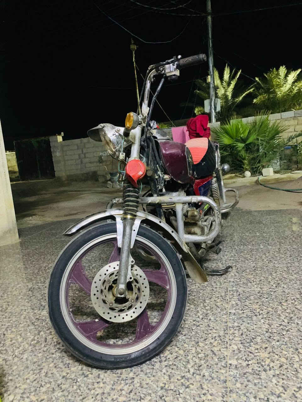 سلام عليكم موطور جني شغال كهربايات كلهه شغاله نكره سلف نظافه فول محرك شرط /رقم الهاتف : *********** سعر عل اتصال
