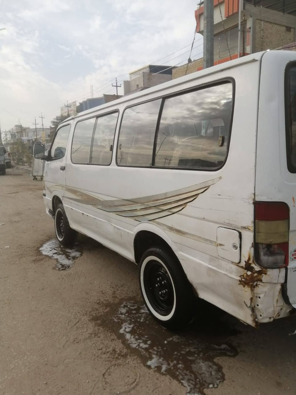 السلام عليكم كي للبيع وصل خط وبحث عسكري قبل سياره مداور سنويه عظم عاج مكاني نجف  ***********
