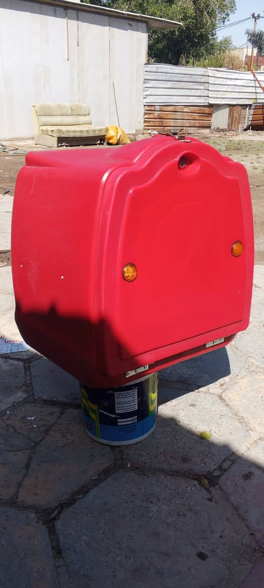 سلام عليكم شبابنه الطيبه
صندوك دلفري للبيع جديد و خوذا 

المكان بغداد العامرية 

السعر 65 ثنينهن 

*********** بي واتساب 

*********** بي واتساب
