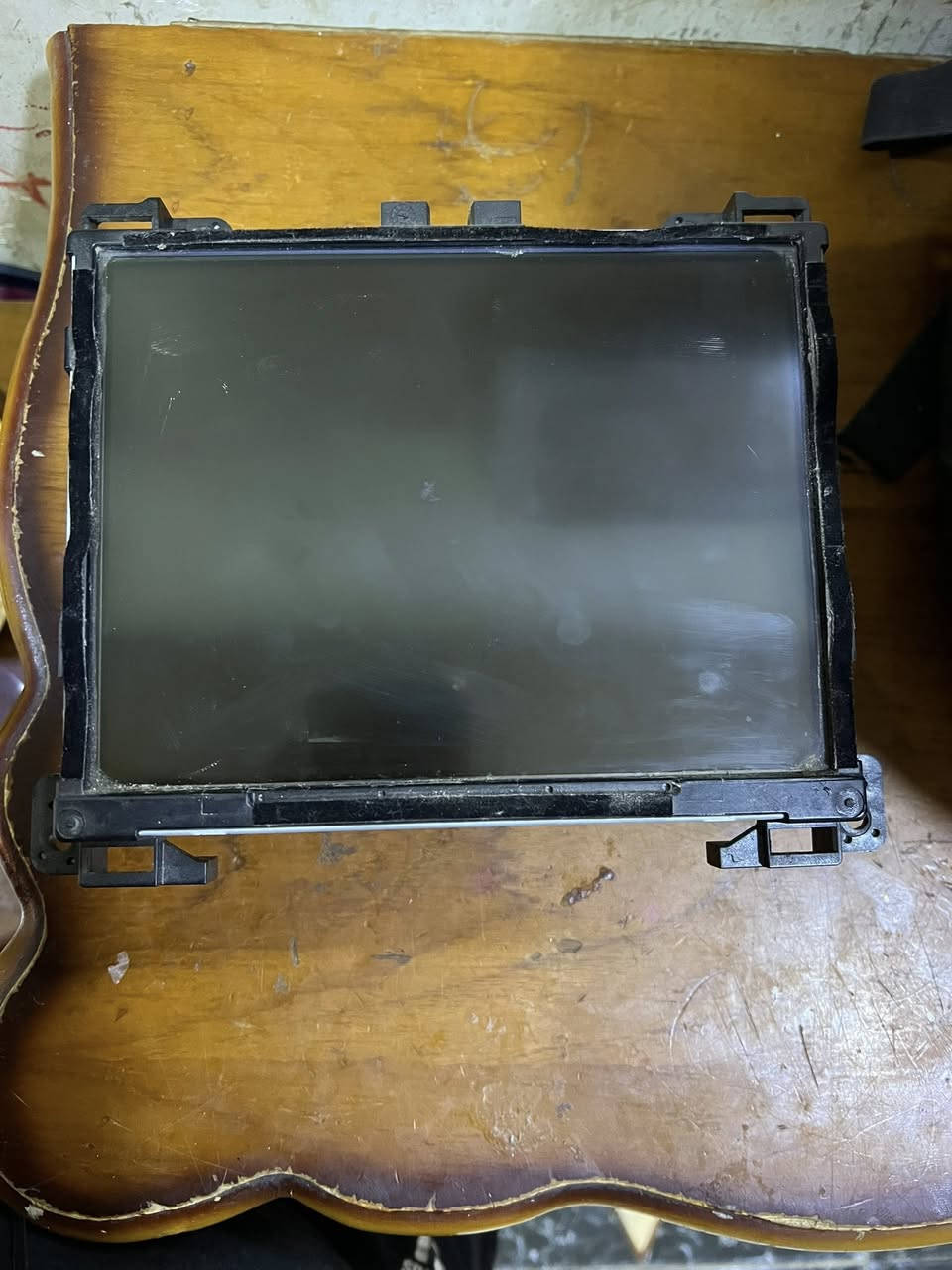 ‏للبيع شاشةجارجر 2017 أصل سعر 200 هاتف ***********متوفروتساب واتصال
