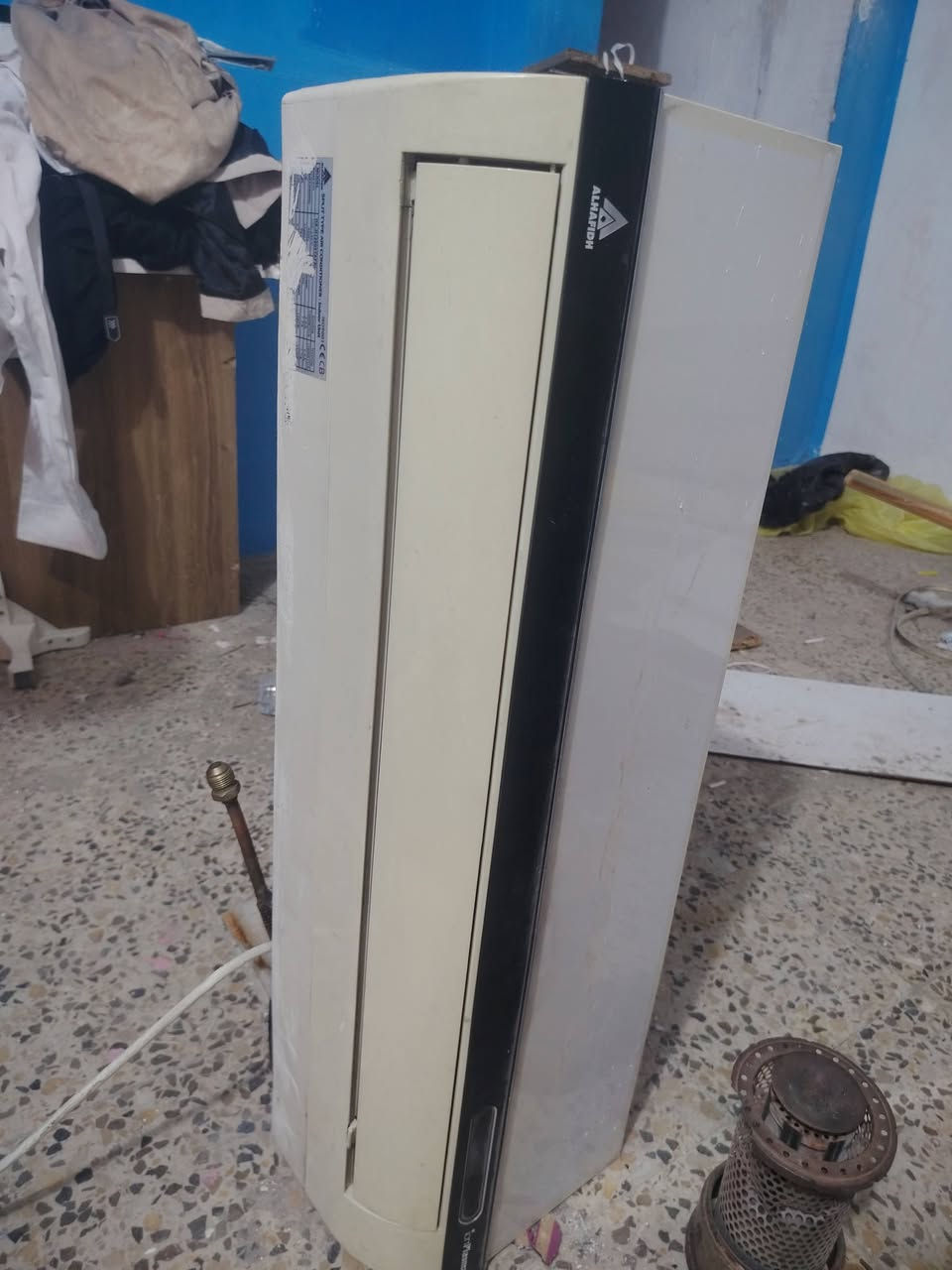 سبلت الحافظ ابو الطن نقص بواري فقط و مبرده سوبر جنرال نضيفات و مداخلات تصليح ابد تجي تفحص بعينك مكاني حي اور فلكه صباح الخياط *********** ب ٣٠٠ و بيهن مجال
