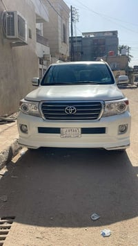 لاندكروز • ٢٠١٤ • ٨ سلندر