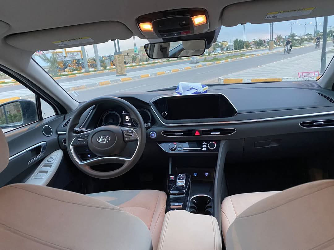 السلام عليكم
سوناتا  2023 لون ابيض داخل ابيض مميز فئة sel
محرك 2500  
مواصفات : 
- دخول ذكي ( بصمة )
- تشغيل عن بعد 
- كامره خلفيه
- تحديد مسار 
- قياده ذاتيه 
- هاند بريك بصمه 
- اوتو هولد 
- درايف مود (اربع وضعيات قيادة)
- كشن السائق كهرباء 
- تدفئه مقاعد 
ويل 17رياضي
- حادثها  جداً بسيط صبغ ب مقدمه الجاملغ+بارد بصيط بحافة البنديد بدون اي إرباك والباقي  كفاله بلادي على وضع الشركة  
رقم معوقين ذي قار وكالة عامه من المعوق
السعر خاص   والاستفسار ***********
السياره ذابه عليهه الله شاهد
