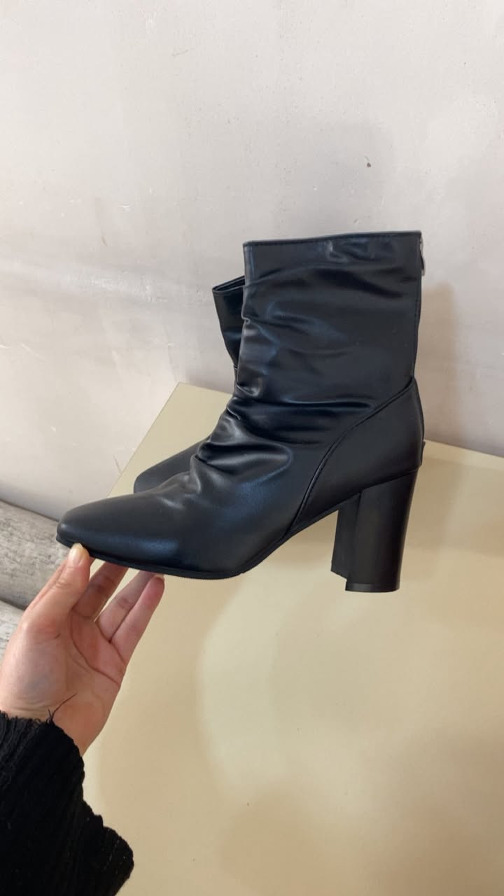 تازەیە لەپێ نەکراوە 
قیاسی ٣٧ لەوانەیە بۆ ٣٨ ببێ 
هەرکەس ویستی چات بکات


**إذا كنت صاحب هذا الإعلان وتريد حذفه لأي سبب، رجاءا أرسل رسالة إلى الدعم الفني**