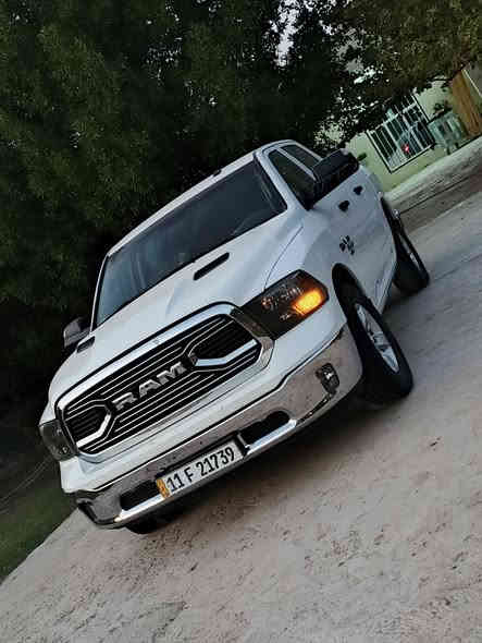 مراوس او بيع حسب القناعه
للبيع دوج رام كلاسك 2022  
رقم بغداد دولي جديد بسمي تحويل مباشر
باب طويل وبدي قصير لمرغوب
مواصفات تحكم ستيرن شاشه حساس امامي وخلفي
شارا بل مري شباك نيكل لايت زنون
مواصفات دوج معروفه كير مكينه بلادي كير اتو 
مكينه هيمي 5700 
مكاني بغداد التصال على رقم  ***********
                                 ***********
