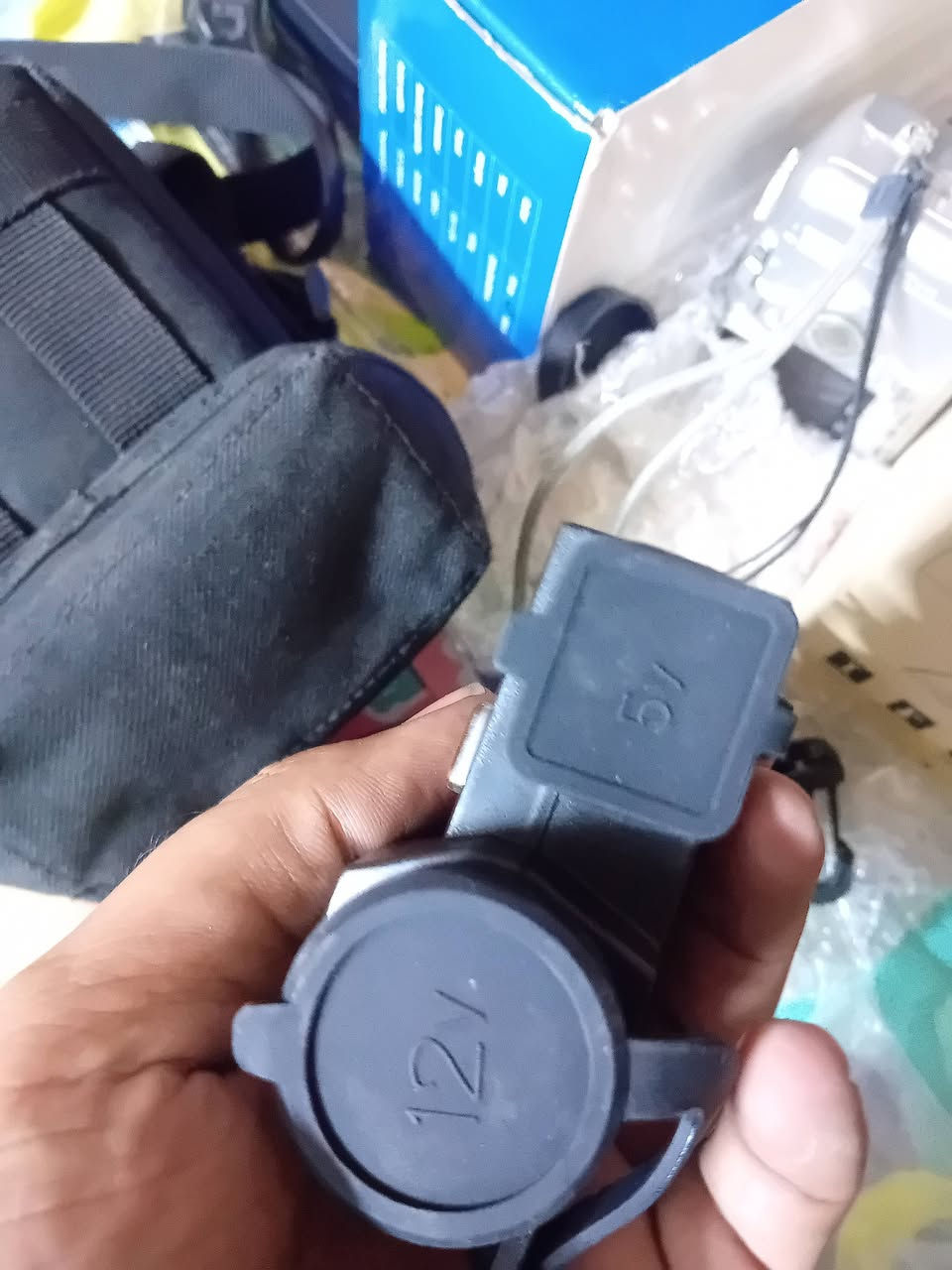 جهاز ينشد بالمقود الماني يخرج فولتية  USB  و  جداحه
  سعر 25


**إذا كنت صاحب هذا الإعلان وتريد حذفه لأي سبب، رجاءا أرسل رسالة إلى الدعم الفني**
