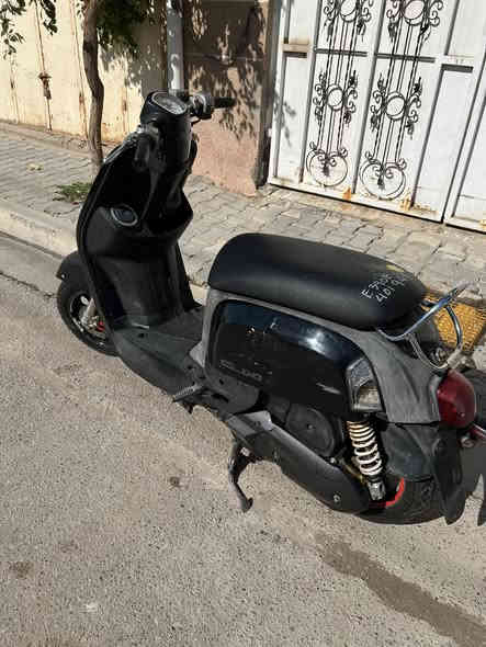 سلام عليكم 
دراجه بوليسي للبيع مكينه مامفتوحه بلاد صارلها سبوع من طالعه من معرض شرط دراجه مكفوله كفاله عامه 
رنكات ويل كب 
كزوز رياضي بيها سعر 1،200وبيها مجال 
جماعت هواي لاتراسل ولاتعلق 
مكاني بصره قضاء المدينة 
***********
