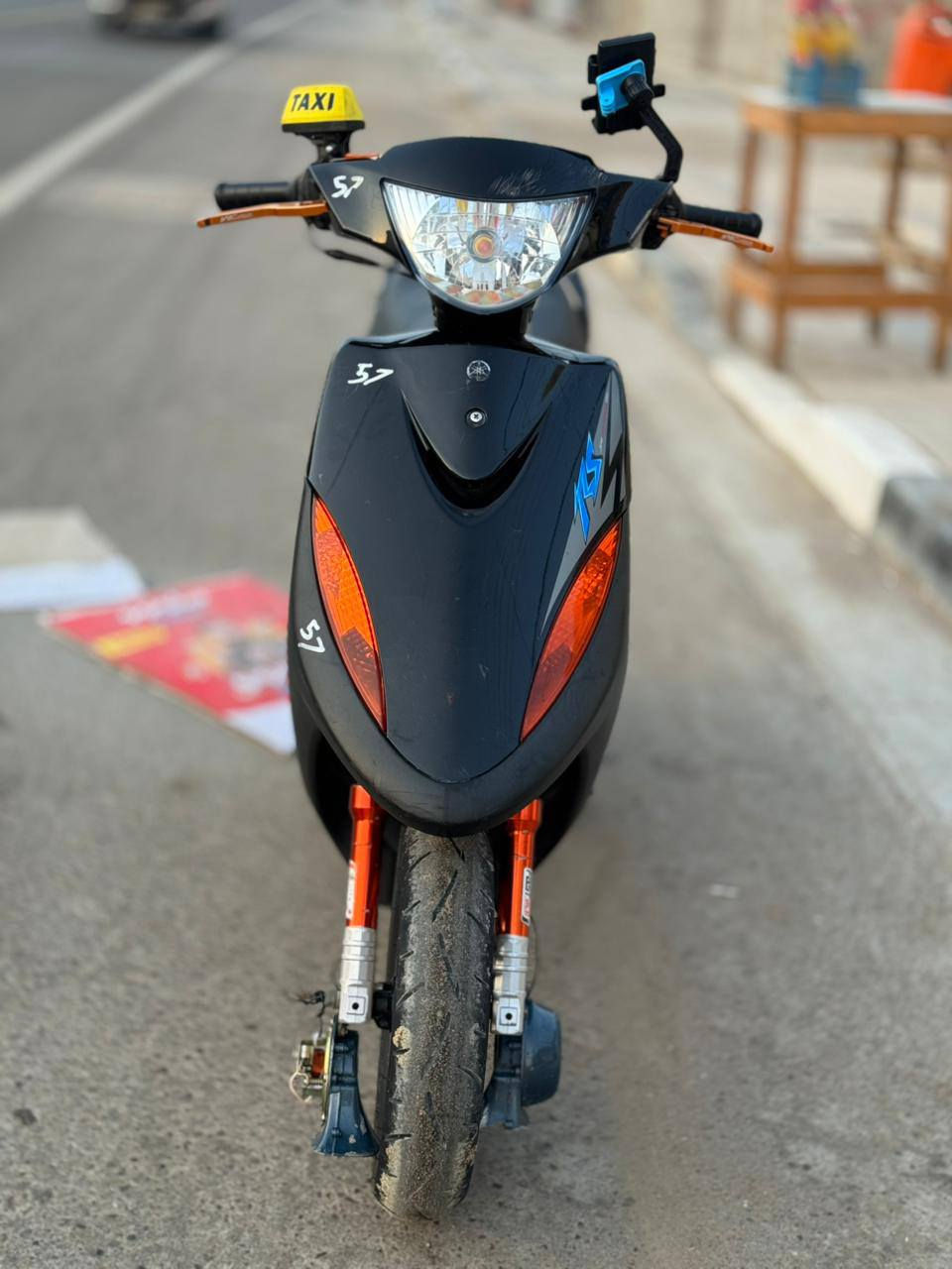 السلام عليكم شباب دراجه للبيع الدراجه كامله ما نقصها شي ابد دراجه 55 بلاد ما ملعوب بيها علا حطتها بيها تزويد هواي شيال دبلات إماميه دبل خلفي صالنصه صجميه صطاب قيق فلاوين قاعده رقم قطره اكسل اصابع قيق عنبار كلجات قبق كلجات شوته اربع ولفات كابريته سكنس سبايدر اربعه ولف وبيها ويلات بيها مشيف وبيها تكسي وستاند موبايل***********,المكان قضا القرنه السعر مليون و150
