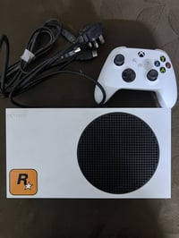 للبيع اكس بوكس سيرس اس جهاز نضيف ومامفتوح ومابي اي مشكلة جهاز يخبل بكل...