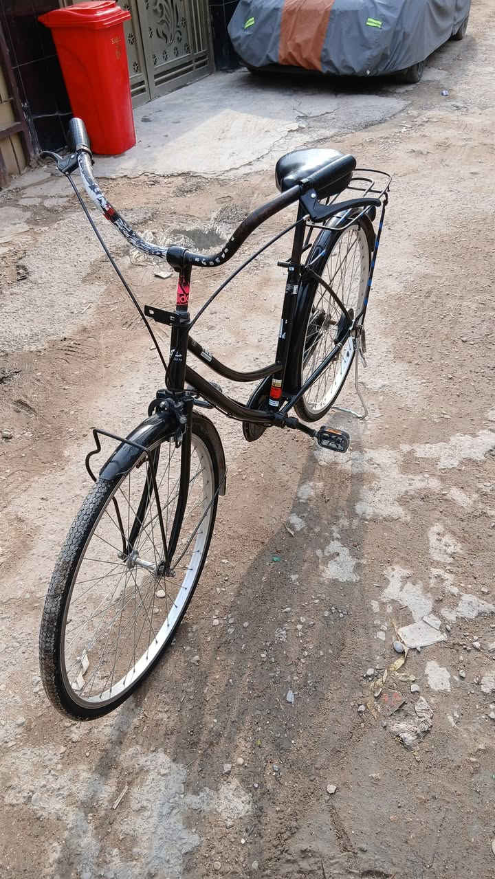 السلام عليكم بايسكل بطه لبيع الحجم 26كامل بدون اي نقص ونضيف شوفت عينك السعر 90وبي مجال مكاني بغداد الامين الثانيه


**إذا كنت صاحب هذا الإعلان وتريد حذفه لأي سبب، رجاءا أرسل رسالة إلى الدعم الفني**