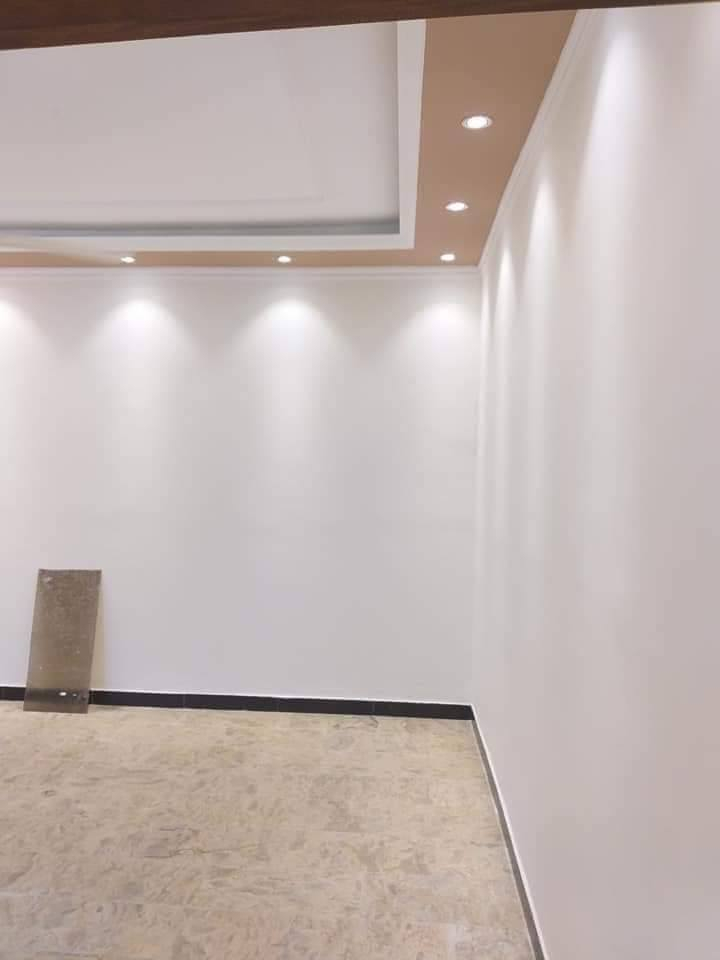 السلام عليكم
صباغ اشتغل داخل      
وخارج أنواع الصبغ 
والتصليح بسعار مناسبة 
شغل كلش حلو ومرتب 
***********
الرقم الاستفسار خاص:🌺 
الصباغ أحمد الساعدي 
السكن العبيدي    (  واتساب مفتوح
