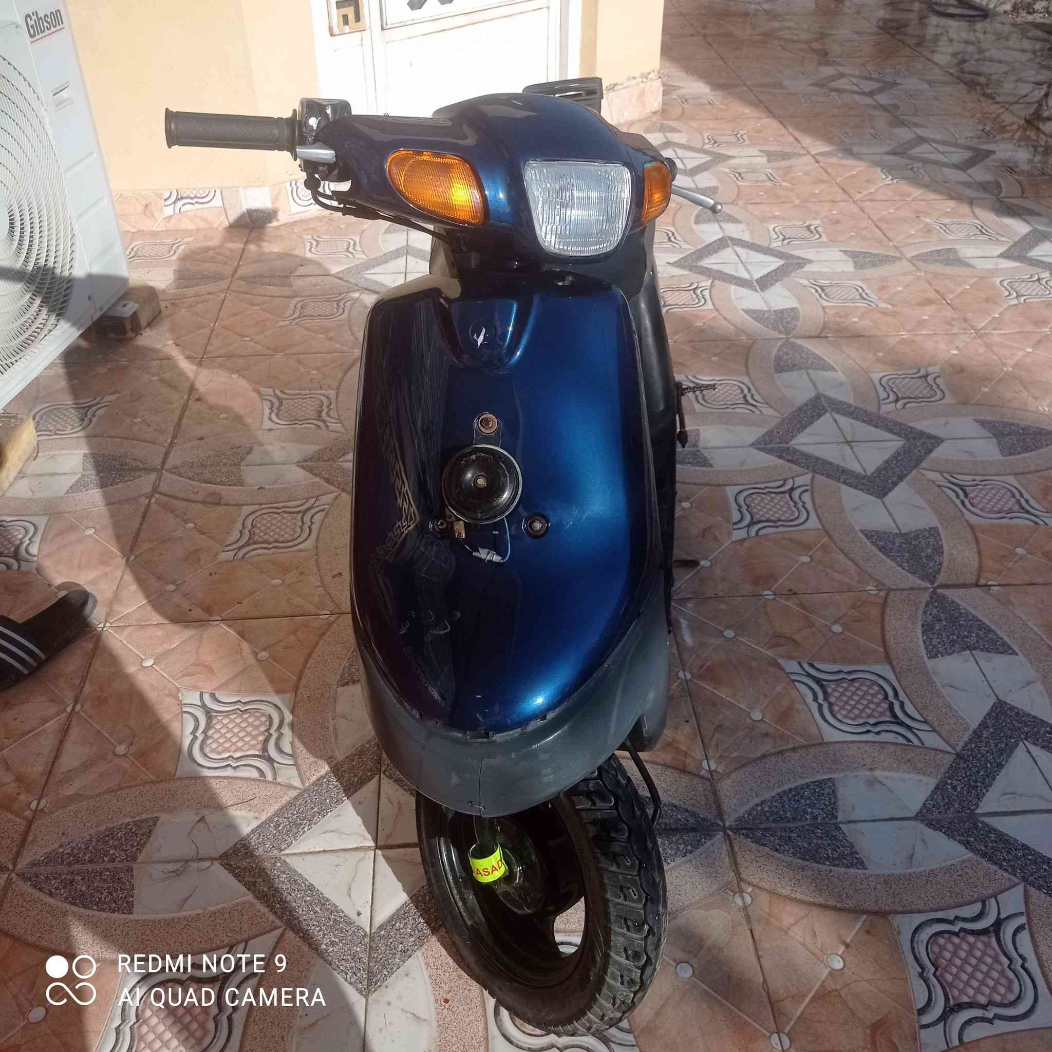 سلام عليكم دراجه زعره البيع دراجه متروكه تشتغل شويه وتطفي  ابيع جوم حديد =225 وبيه مجال ***********
