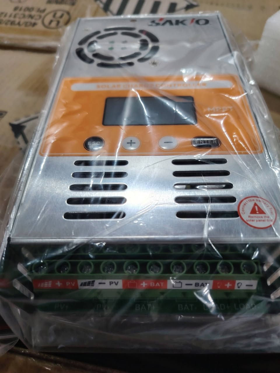 السلام عليكم ورحمة الله وبركاته
المنتج الجديد mppt ماركة sakio 
▶️منظم شحن شمسيmppt 60A امبير◀️
🚥يعمل على جميع الانظمة 12/24/36/48 فولت
🚥فولتية الدخول من الالواح اقل من 175 فولت
🚥يعمل على جميع انواع البطاريات GEL/AGM/FLD/LiFePo4
🚥التجهيز جملة و مفرد
📩للحجز و الاستفسار مراسلة الصفحة او الاتصال على ***********
📲تتوفر خدمة واتس اب
🚥تتوفر خدمة توصيل لكافة محافظات العراق🇮🇶
