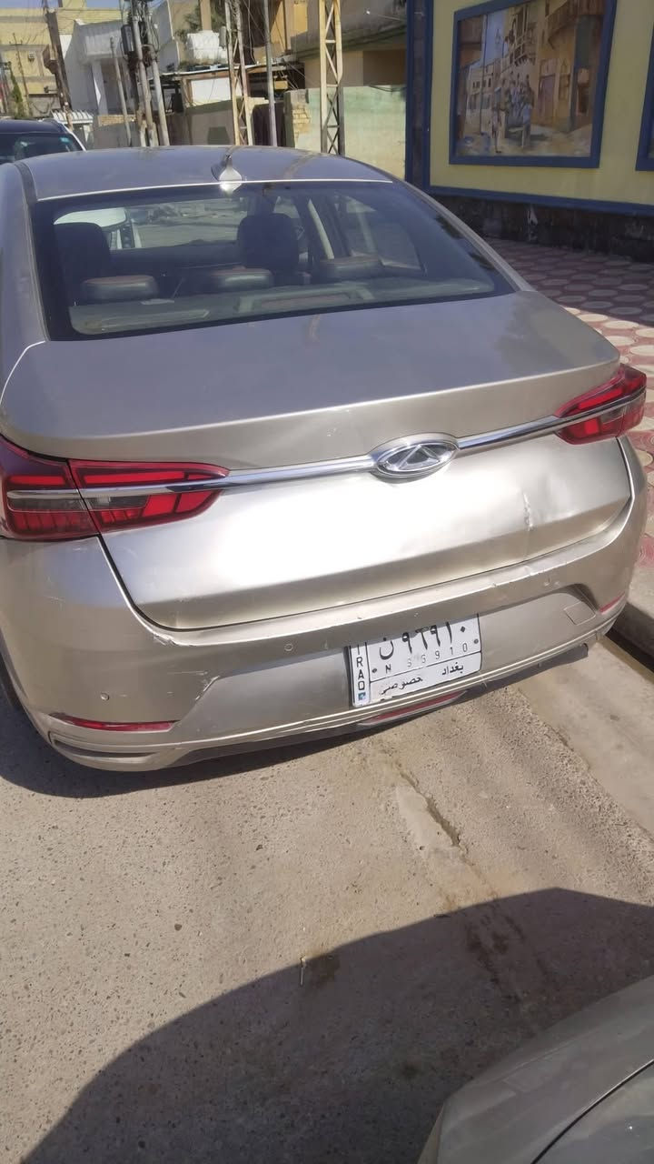 السلام عليكم شيري اريزو 6 للبيع
سيارة خير من الله كير ومكينة كفالة تبريد ثلج بيها باتري جديد

بيها نواقص شوية يرادلها ترتيب ضربتها مثل ما موضح بالصور متواجد ع فيس ملاحظه عليها اقساط باقي 8 اشهر وتنفتح يعني اسويلك وكاله بين ما تفتح السيارة

رقم تلفوني***********
