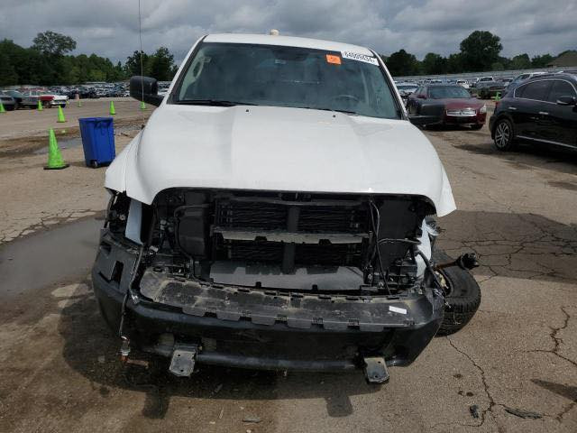 السلام عليكم 
دوج رام 2023
ماشيه 11الف
صور الحادث مرفقه 
***********
