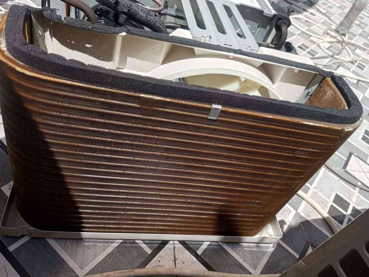 السلام عليكم عندي مكيف للبيع كري حجم ٢طن مستخدم شهرين فقط بعد داخل الضمان السعر ٤٠٠ الف وبي مجال العنوان بغداد الثعالبة الاتصال ***********///.  ***********

