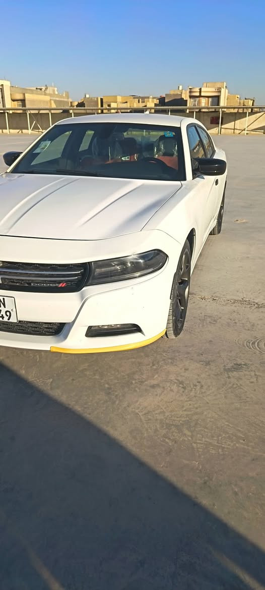 جارجر 2017 اصل رالي رقم بغدادانكليزي جديده هزه جديده
 السياره كلش نضيفة وأحلى من الصور الموجودة وجاهزه للأخير ماشيه 130الف
مواصفات  رالي  فول عدا الفتحه 
حادث امريكا فقط  السونار موجود بالمنشور

🔷 مكينة 3600🚀 
🔷 تشغيل عن بعد 
🔷 كش كهربائي 
🔷 گير طيارة 8 نمر
🔷 فتح ابواب بصمه + صندوق بصمة 
🔷 شاشه  لمس+حساس خلفي 
🔷 تحكمات استيرن جهتين + شفتات
🔷 تو ويل 
🔷 ويل حجم ٢٠
السعر 185
***********/////***********
