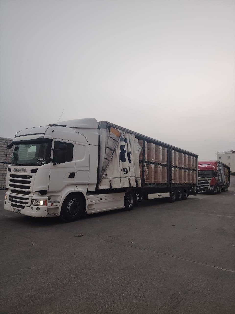 سكانيه 2015 محرك 420 انجكتر فلتر واحد اوتماتيك عربانه كرونه دسك جاهزه للعمل ***********
***********
