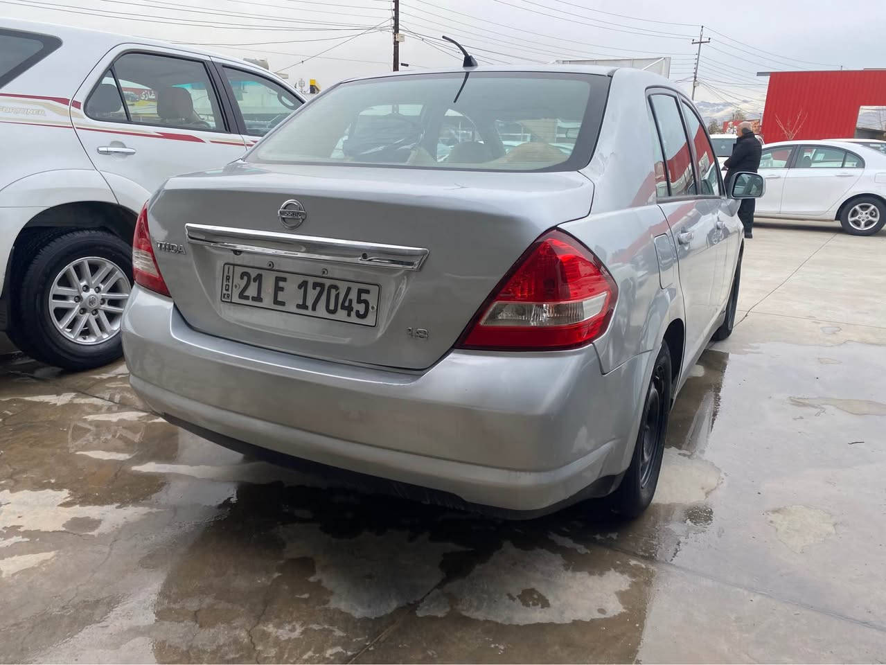 تيدا٢٠١١ سةنةوي تازة بيمةسرةف ٥ بارجة بوياخ بة عيزام دةفروشم ليدراوي نية بيشو دواي كةبسة ٨٣ كةلا *********** السليمانية, العراق
