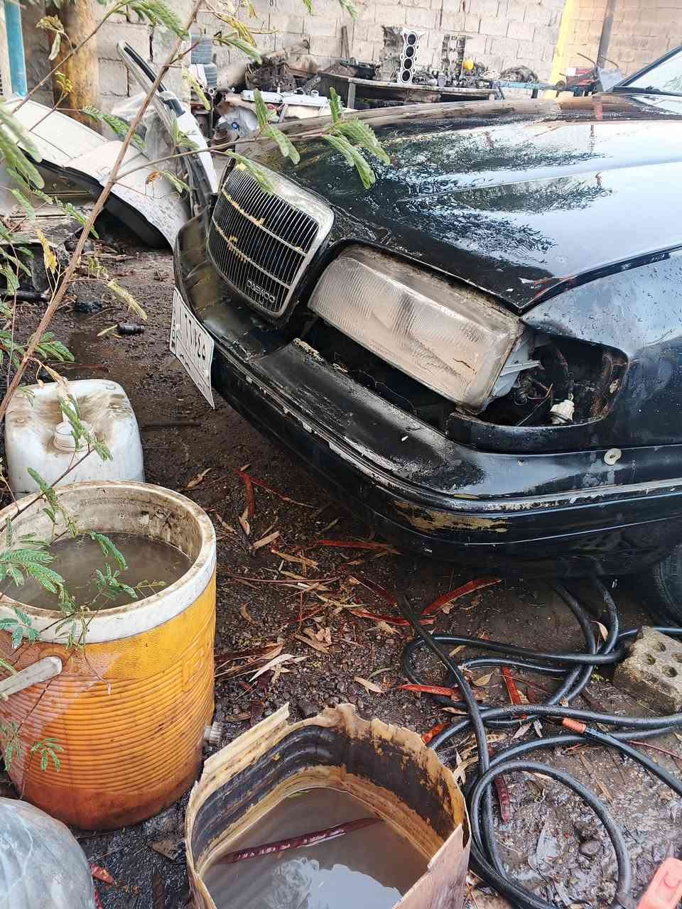 بروكهام موديل 94رقم انبار مشروع وطني اوتماتيك بلادي محرك كير مكفولات السياره بلاديه  وجارده ابيع مال تعمير يرادله ترتيب بالكشر موضح بالفيديو السعر 18وبيه مجال قليل مكان السياره الفلوجه الكرمه ***********
