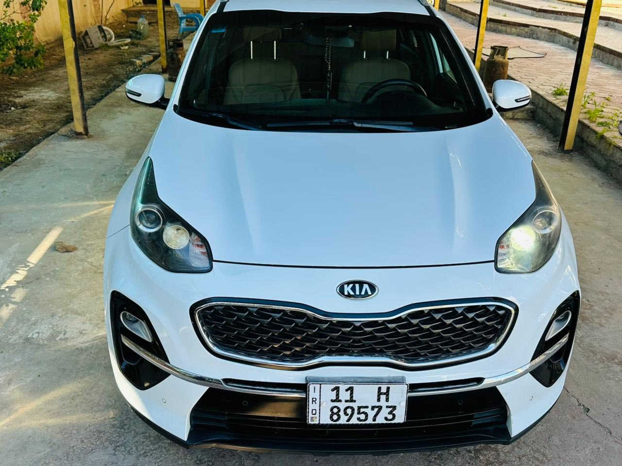 سلام عليكم 
سبورتج 2020
البيع سياره جديده ماشيه 81 الف
مكفوله كفاله عامه من صبغ وبارد السياره حلوه مرتبه 
المكان سياره بغداد محمودية 
رقم ***********
***********
