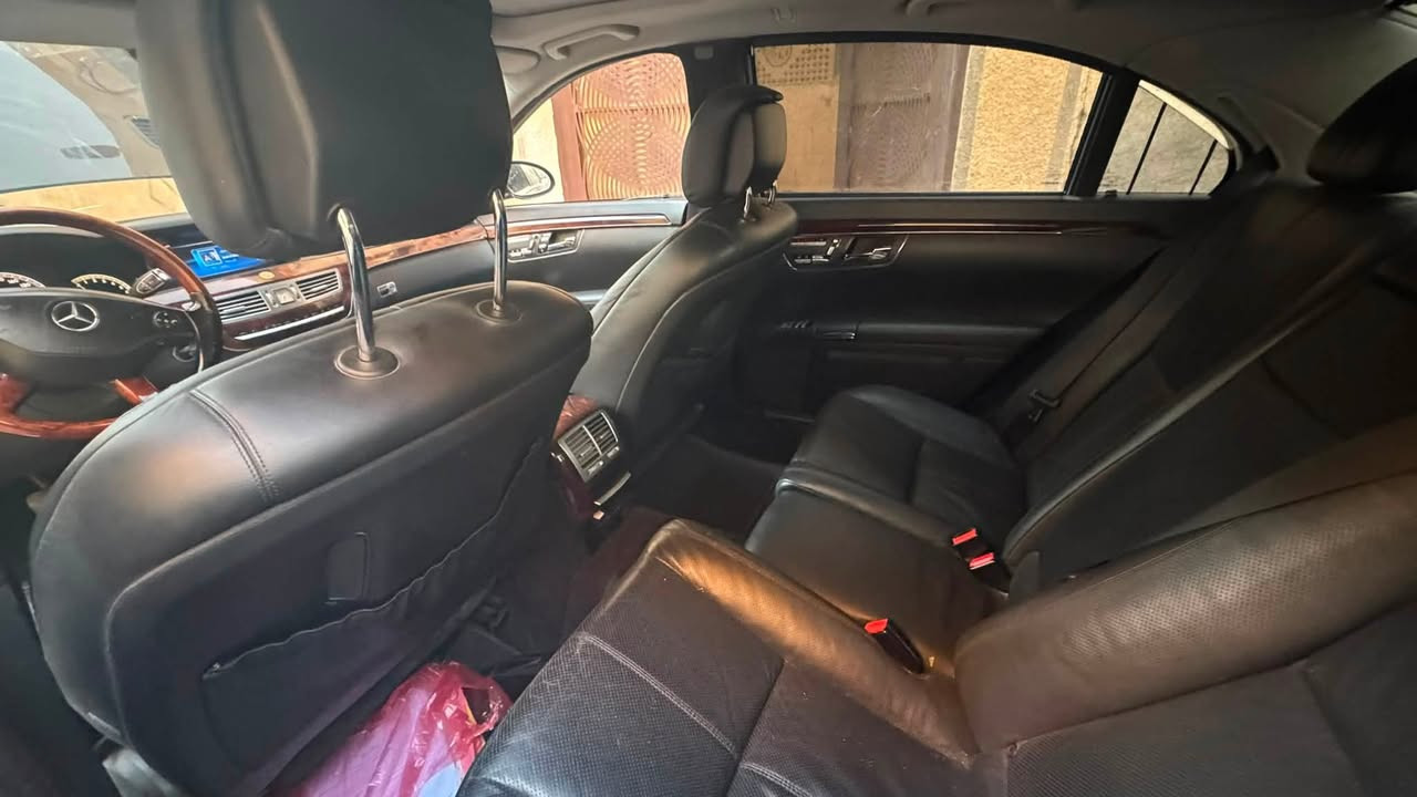 سلاام عليكم 
مارسيدس 2008 S550L باب طويل رئاسي 
رقم بغداد ب اسمي تحويل ثاني يوم تسجيل جديد
سياره جديده وارد يابان ماشيه 68 الف كيلو متر حقيقي شرط السونار والفحص
ضررها فقط جاملغ  بسبب جوبلس طك وانضرب الجاملغ بدون حادث  وبدون صبغ  فقط تبديل جاملغ ايمن امامي 

السعر 200   مكاني بغداد زعفرانيه 
مراوس ب رام


**إذا كنت صاحب هذا الإعلان وتريد حذفه لأي سبب، رجاءا أرسل رسالة إلى الدعم الفني**