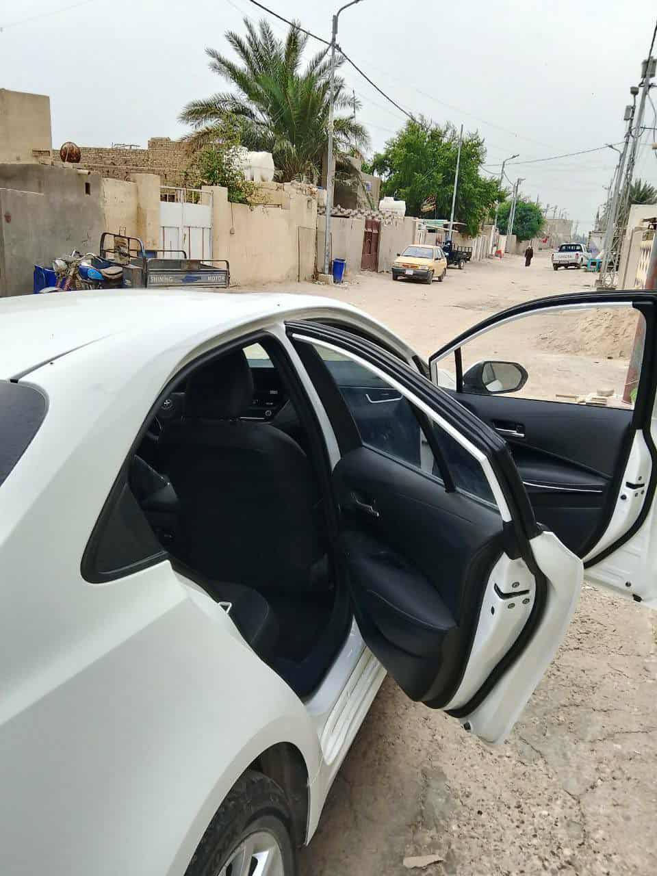 السلام عليكم سيارة للبيع نوع كورلا هايبرد استلام شركة موديل 2025 ماشيةفقط 6000 فول مواصفات للاستفسار اكثر الاتصال على الرقم *********** رقمها بغداد
