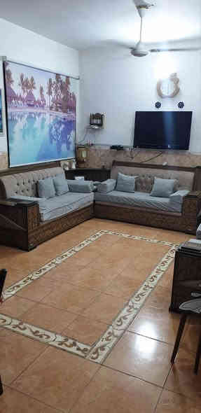 السلام عليكم  هو الله 

❌بيع مستعجل تم تنزيل السعر ❌

345  وبي مجال ❌

مساحه🏠 ١٥٠ متر  +٦٠  متر تشجير 🏠

طابو ملك صرف 

شارع    ١٥ 

واجهه  ١٠   
نزال   ١٥
٤  غرف نوم 
هول 
صاله كبيره
مطبخ 
٢  منور
٣  حمامات 
وحديقه وكراج  كبير
٢ سطح
✍واقع حال   ٢١٠  متر 

***********
 
   
العنوان  /الامين الثانيه نواب الظباط شارع المهداوي للسيارات
