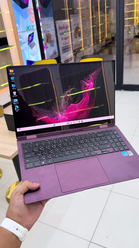 قطعه وحده متوفره  سامسونك كلكسي بوك برو 3 معالج i7 جيل 12 فئه معالج p رام 16DDR5 هارد واحد تيرا m.2 حجم 15.6 يحتوي ع بصمه اصبع  شحن تايب سي 65واط بسعر 850 الف وتوصيل مجاني للحجز واتساب  ***********
