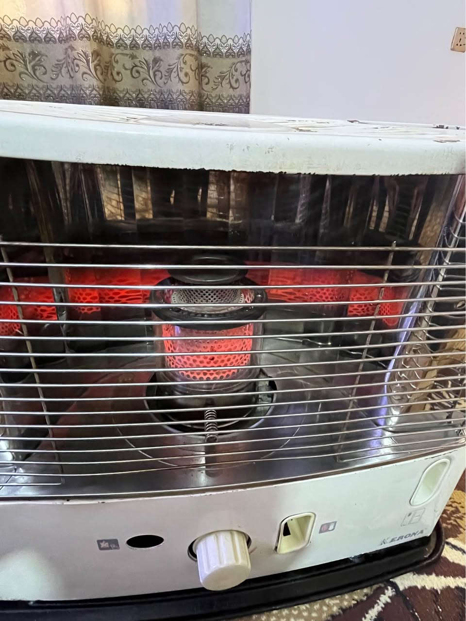 صوبه كيرونه نضيفه واقتصاديه بنفط ونارها تخبل وعلى الفحص سعرها 65 وبيه مجال المكان نهايه الشعله منطقه الدهله *********** بغداد, العراق
