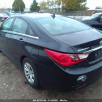 سوناتا 2011 وارد أمريكي  لون نيلي . رقم صلاح الدين بأسمي  محرك 2400  ض...