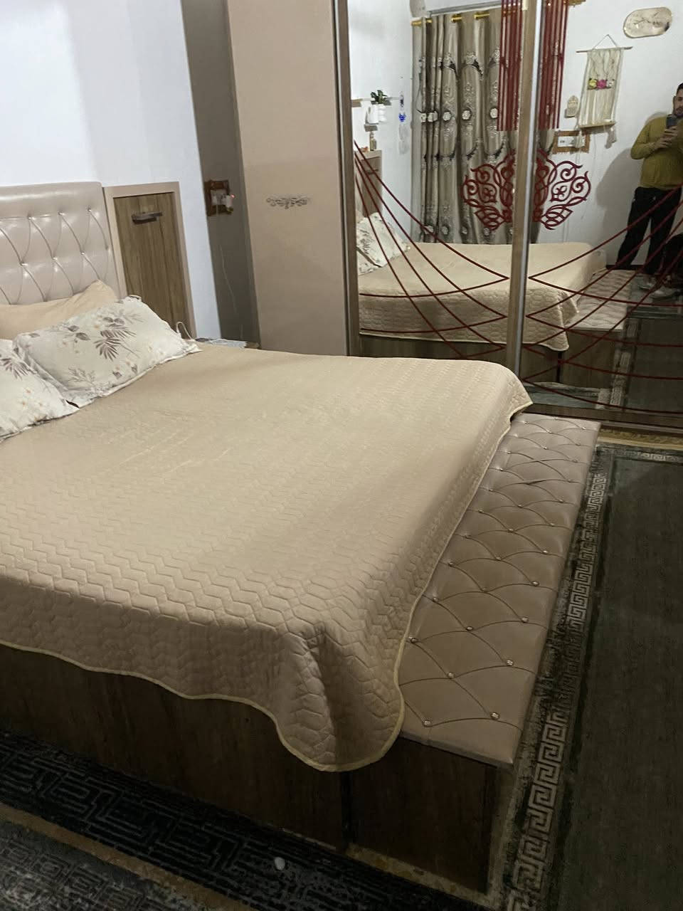 السلام عليكم 
غرفه نوم للبيع ايطالي
مكاني كوفه براكيه


**إذا كنت صاحب هذا الإعلان وتريد حذفه لأي سبب، رجاءا أرسل رسالة إلى الدعم الفني**