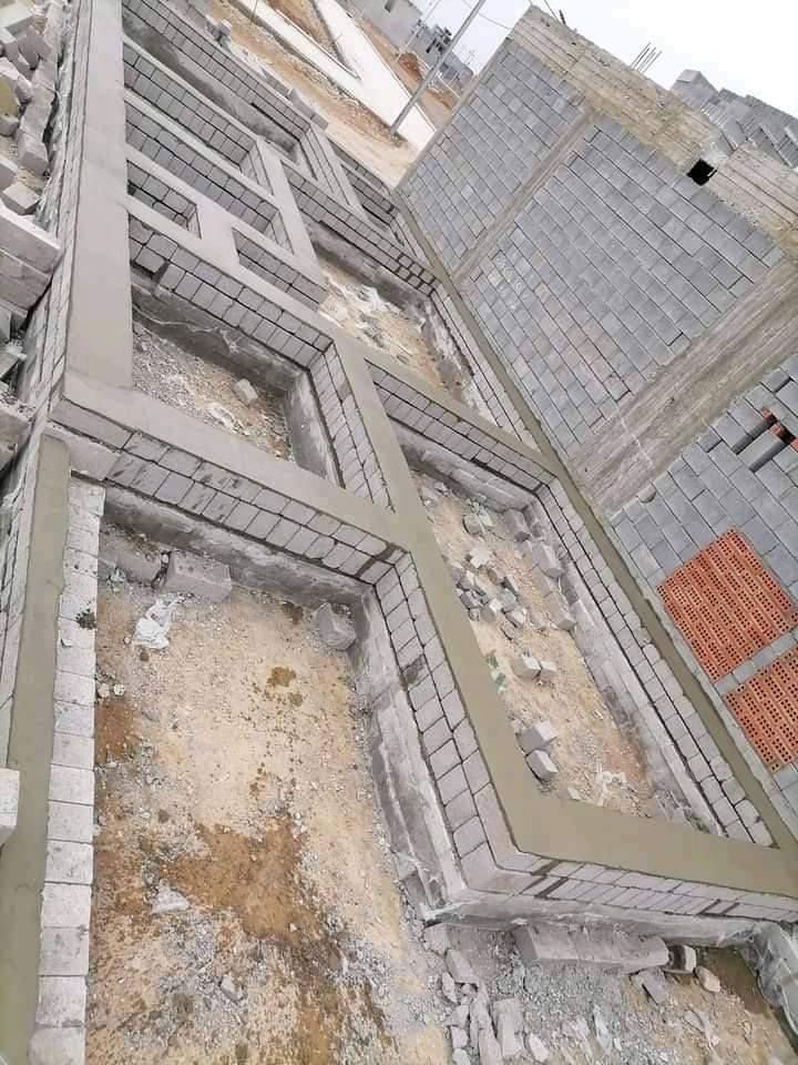 السلام عليكم ابو يزن البنا من الموصل شغل هندسه رقم واحد شرط هذا رقمي ***********//***********
