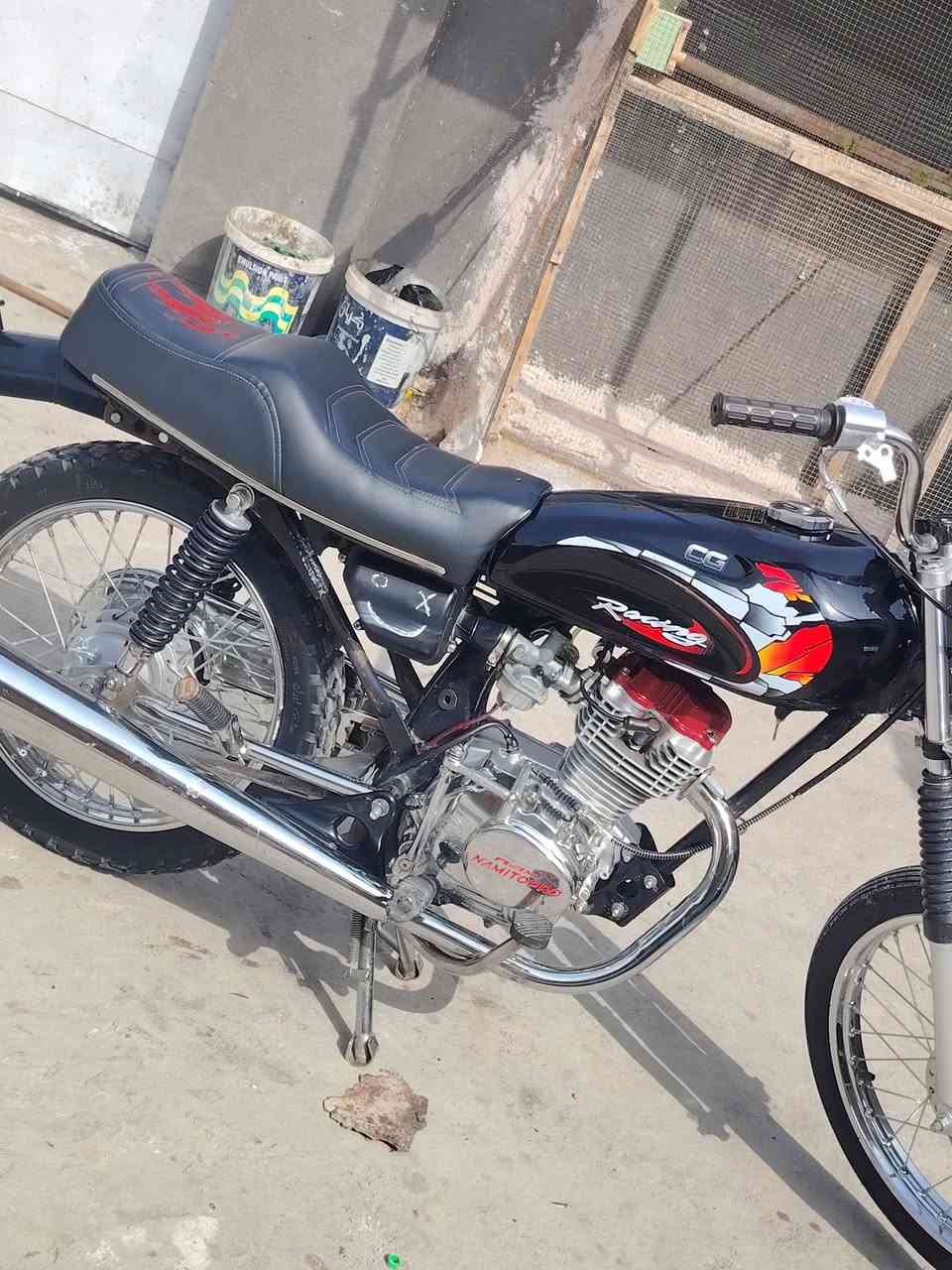 السلام عليكم نامه تيربو اوراق اصولي العنوان حله السعر 550وبيها مجال حك الجيه الدراجه فول واحد على واحد ***********
