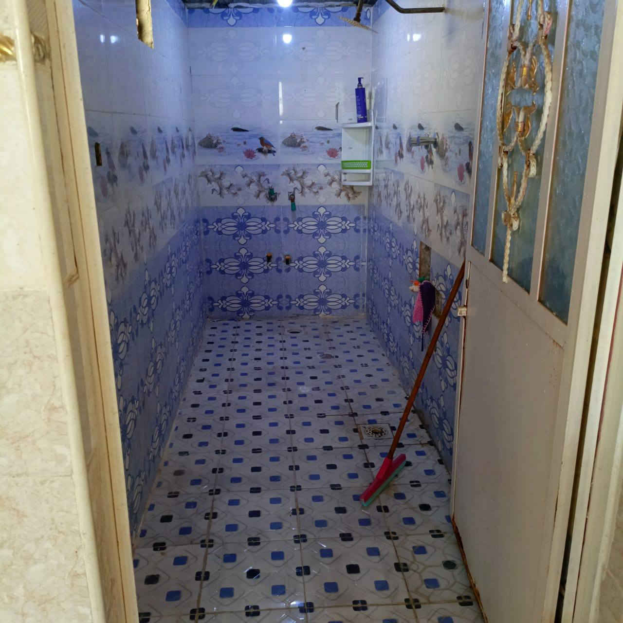 #إعلان 

🏡 بيت للبيع – فرصة مميزة للسكن 🏡
بيت للبيع في منطقة حي النفط📍 قريب من الطاقة 
🔹 المساحة: 200 متر
🔹 النوع: زراعي
🔹 البناء: كونكريت مسلح
مواصفات البيت:
✔️ براني
✔️ صالة واسعة
✔️ غرفتين نوم
✔️ مطبخ عملي
✔️ صحيات داخلية وخارجية

💰 السعر: 75 مليون ✨ مع مجال بسيط للتفاوض

      📞 للاستفسار والتواصل:

    📱 *********** – أبو حيدر
    📱 *********** – أبو عباس
