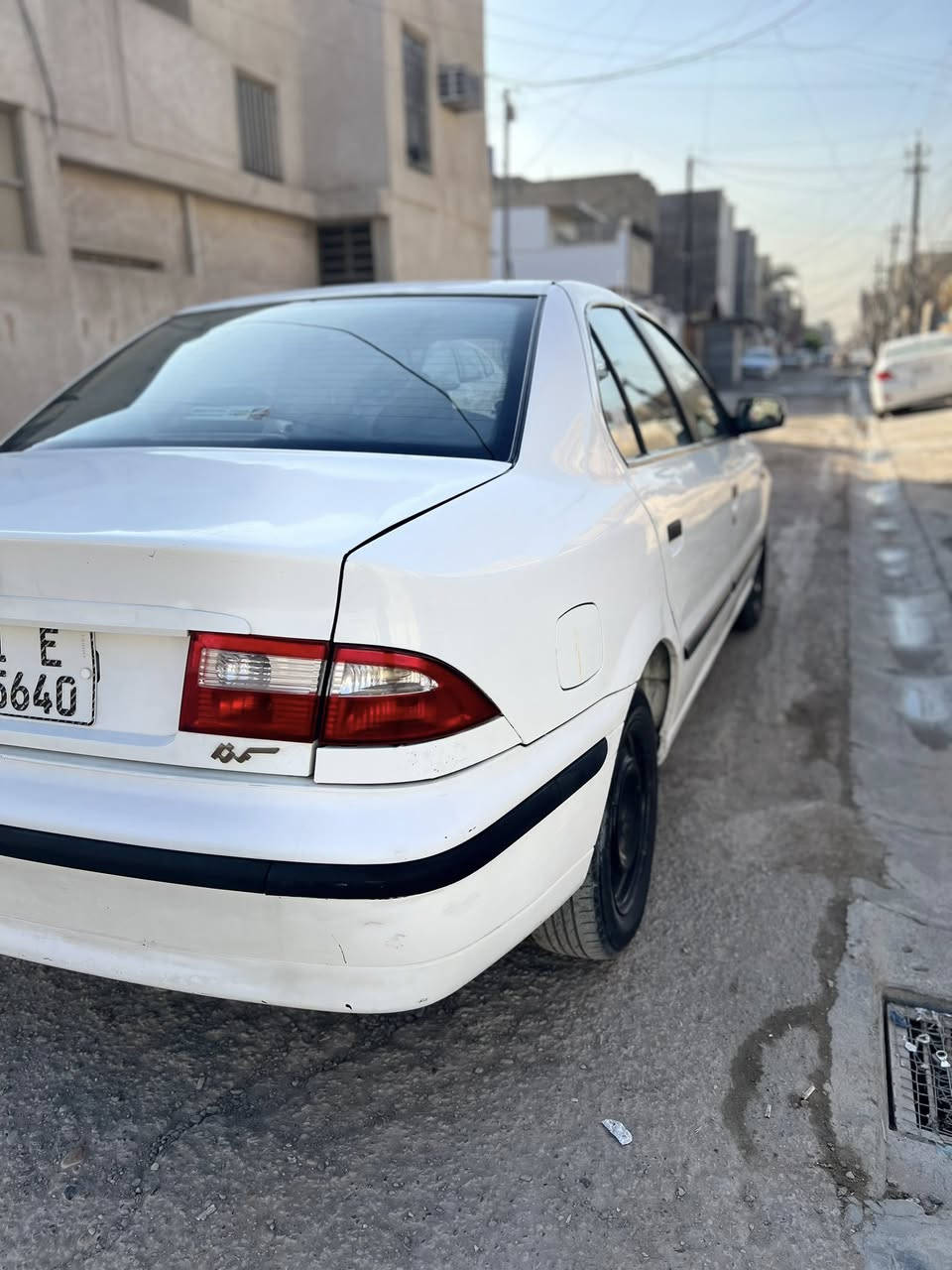 السلام عليكم
سمند موديل 2013 
رقم بغداد الجديد 
هزه جديده 
سنويه لل2028 
كهربائيات كله شغال 
زوج تايرات جديد 
ما نقصها اي شي لا ضربه لا طخه لا صبغ 
بيها رصعات موضحه بالصور و بنيد وتكم جراد 
المكينه بيها تنقيص خفيف 
كير مكفول 
السعر 52 وبيها مجال للشراي 
العنوان بغداد الامين الثانيه 
للاستفسار ***********
