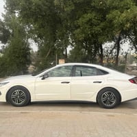 سوناتا موديل 2021 سيارة نضيفة بدون نقص كير محرك خير من اللة تخم تاير ا...