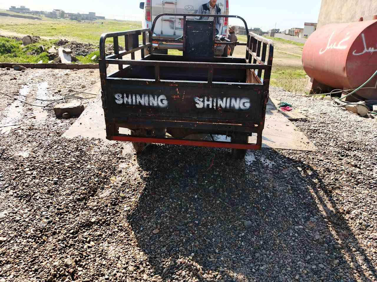 السلام عليكم ستوتة للبيع السعر 600 موديل 18  وبية مجال الرقم واتساب***********
