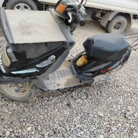 موطور بزون للبيع كلشي ما يعوزو شقل وطلع 300وبي مجال لطيبين الستفسار 07...