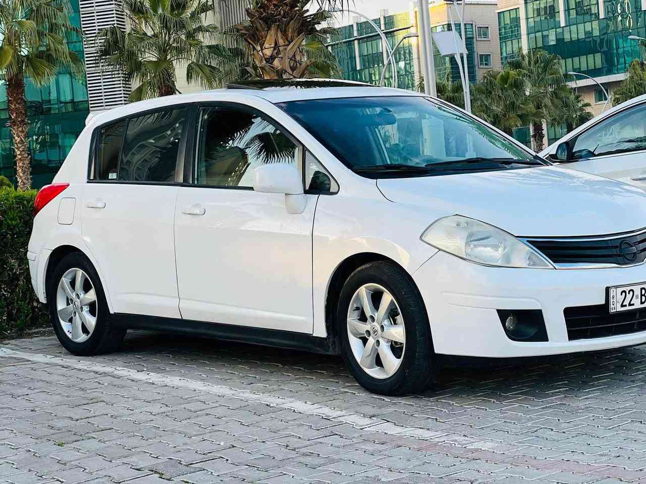 نيسان تيدا مۆدێل 2013
سئ پارچه سبوخ . چاملخى سكن و بؤنيت و
چاملخى پشته وه ى سايق پيشى ناوى گرتيه 
مۆبايل . واتس ئاپ ***********
سلایت أربيل, العراق
