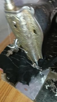 مكينة خياطة ياباني • رجل طيارة وكهرباء • واحد حزيران