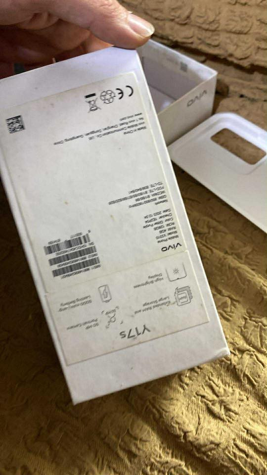 مراوس بايفون شايل روحه مقفول ايكلود ايشي***********
